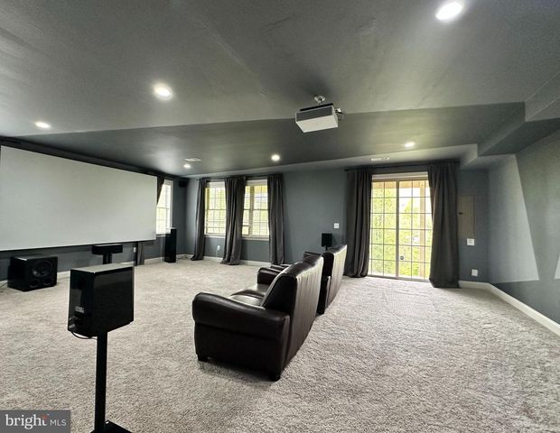 22611 WINDSOR LOCKS SQ, Ashburn, VA 20148
