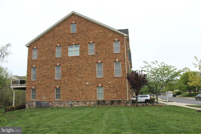 22611 WINDSOR LOCKS SQ, Ashburn, VA 20148