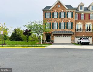 22611 WINDSOR LOCKS SQ, Ashburn, VA 20148