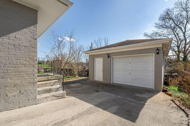 1312 Jannelle Court, Lexington, KY 40517