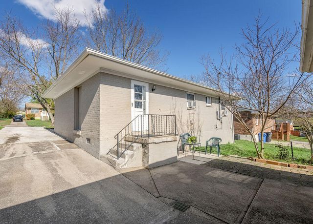 1312 Jannelle Court, Lexington, KY 40517