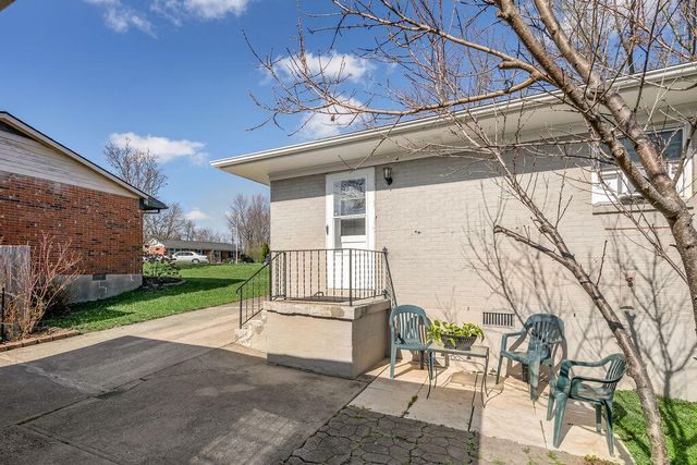 1312 Jannelle Court, Lexington, KY 40517