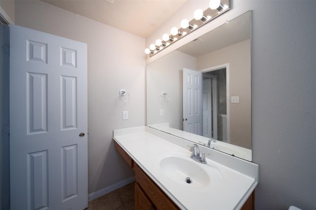 19543 Otter Trail Court, Katy, TX 77449