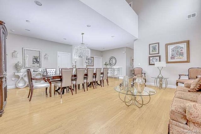 9 Westminster Way, Pomona, NY 10970