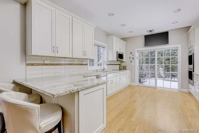 9 Westminster Way, Pomona, NY 10970