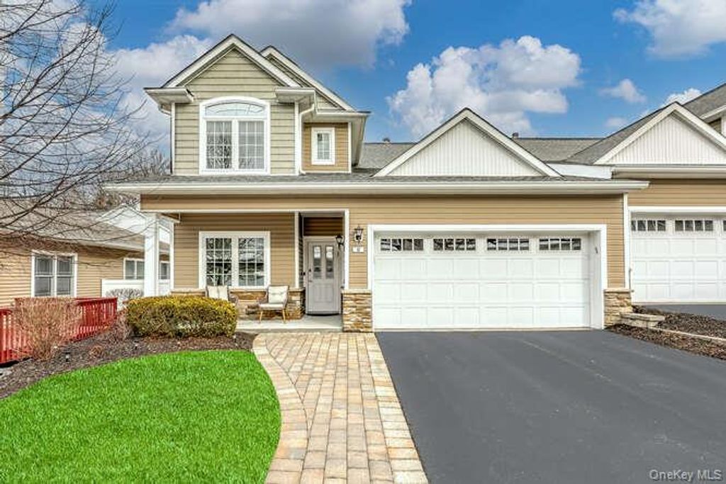 9 Westminster Way, Pomona, NY 10970