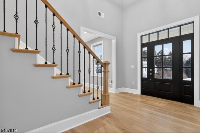 105 Woodfern Rd, Branchburg Twp., NJ 08853