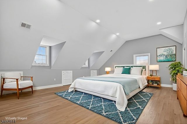 105 Woodfern Rd, Branchburg Twp., NJ 08853