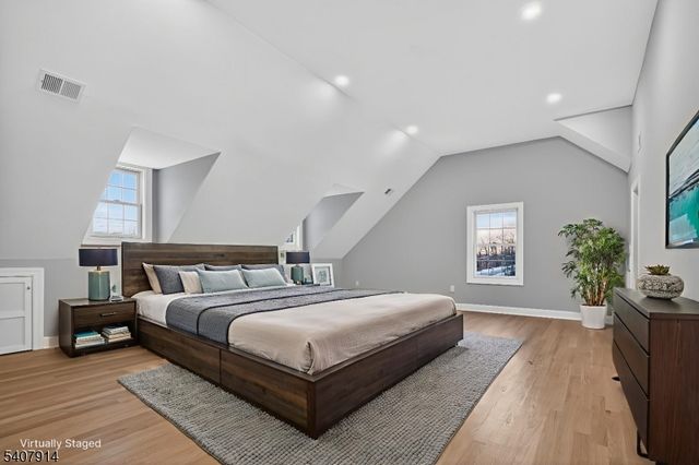 105 Woodfern Rd, Branchburg Twp., NJ 08853