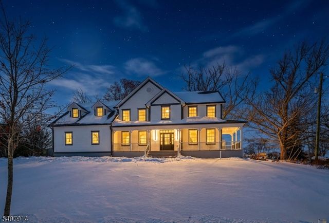 105 Woodfern Rd, Branchburg Twp., NJ 08853