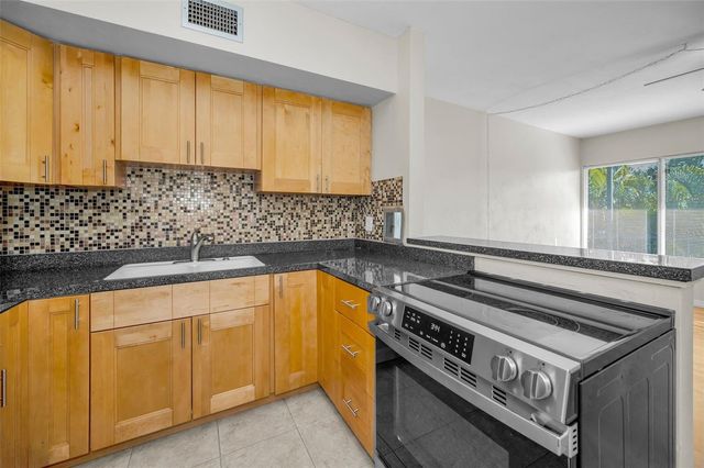 4325 58TH WAY N 1531, Kenneth City, FL 33709