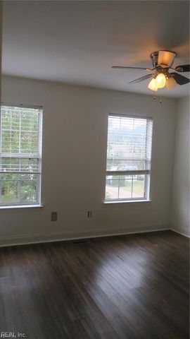 702 Parkside DR, Newport News, VA 23608