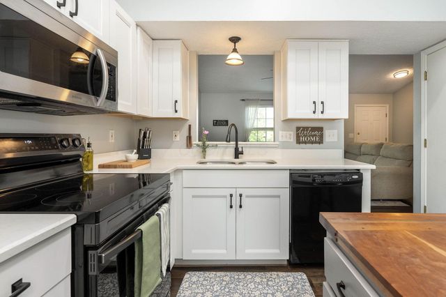 5109 Hilliard Green Drive, Hilliard, OH 43026