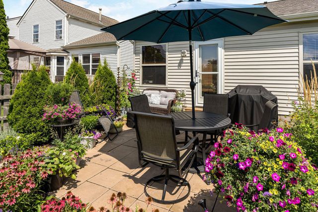 5109 Hilliard Green Drive, Hilliard, OH 43026