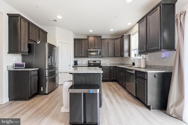 1906 GLADSTONE ST, Frederick, MD 21702