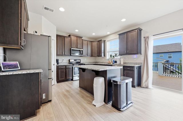 1906 GLADSTONE ST, Frederick, MD 21702