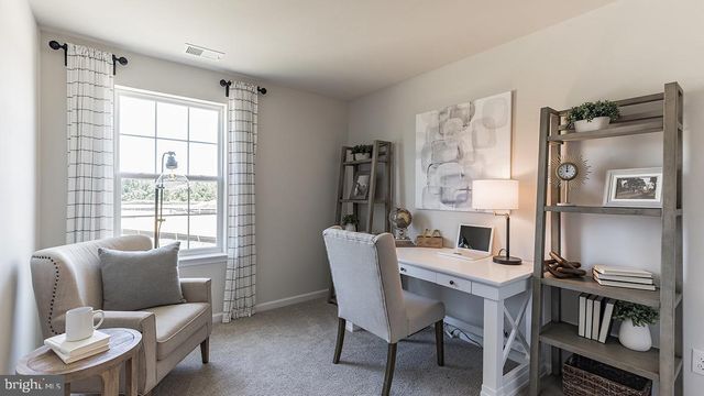 105 MAZZEO DR, Glassboro, NJ 08028