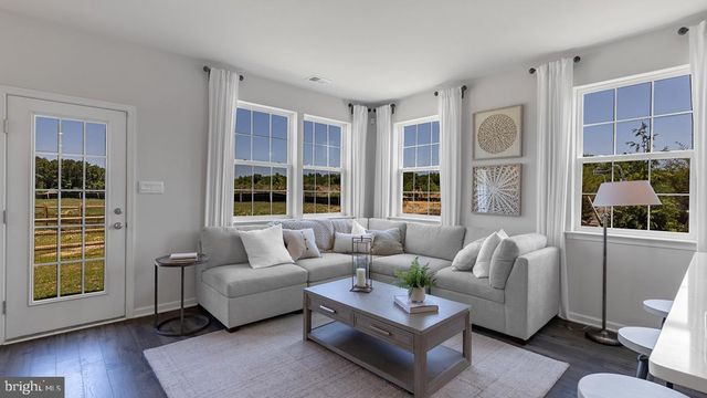 105 MAZZEO DR, Glassboro, NJ 08028