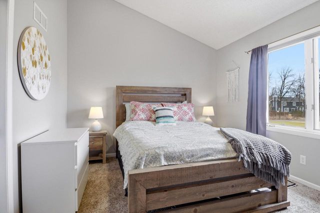 4870 S 122nd STREET, Greenfield, WI 53228