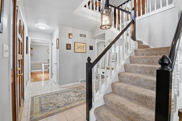 4870 S 122nd STREET, Greenfield, WI 53228