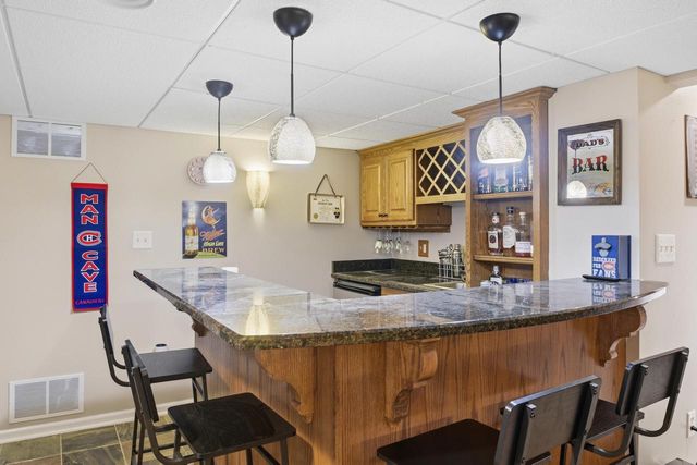 4870 S 122nd STREET, Greenfield, WI 53228