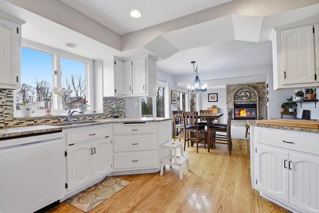 4870 S 122nd STREET, Greenfield, WI 53228