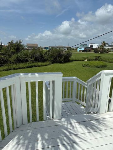4110 3rd Street, Galveston, TX 77554