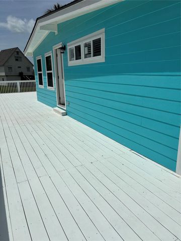 4110 3rd Street, Galveston, TX 77554