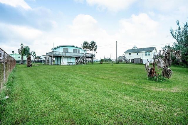4110 3rd Street, Galveston, TX 77554
