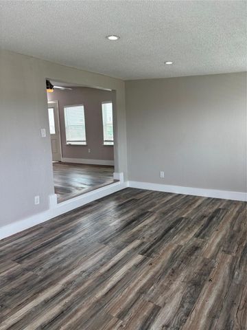 4110 3rd Street, Galveston, TX 77554