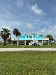 4110 3rd Street, Galveston, TX 77554