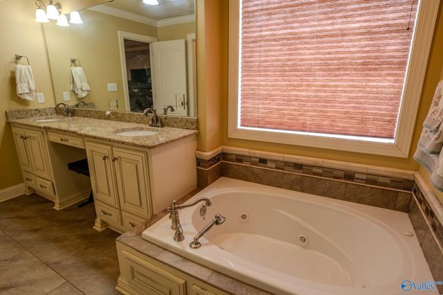 509 Andrew Court, Moulton, AL 35650