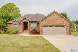 509 Andrew Court, Moulton, AL 35650