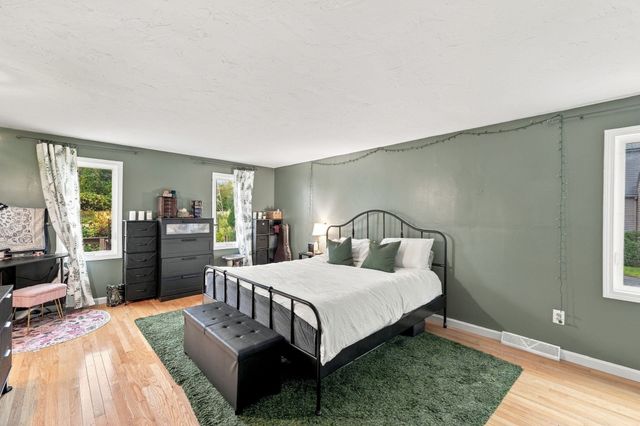 207 Copperwood Dr 37, Stoughton, MA 02072
