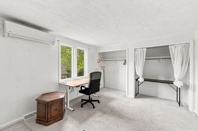 207 Copperwood Dr 37, Stoughton, MA 02072