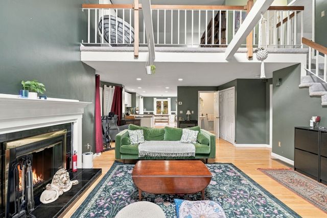 207 Copperwood Dr 37, Stoughton, MA 02072