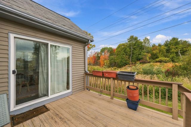 207 Copperwood Dr 37, Stoughton, MA 02072