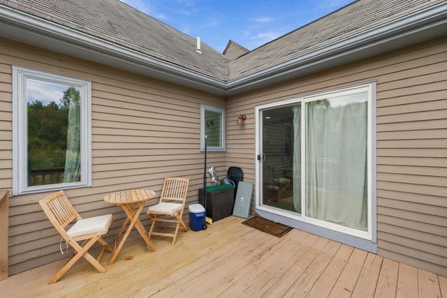 207 Copperwood Dr 37, Stoughton, MA 02072
