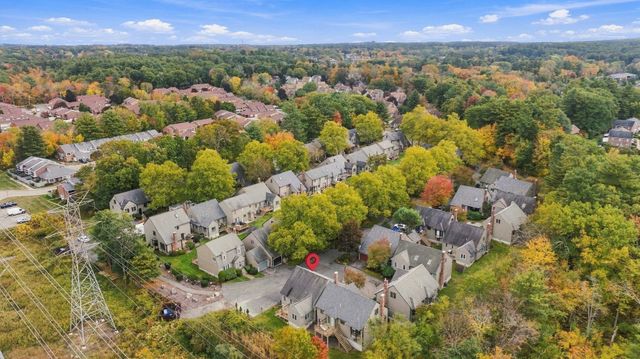 207 Copperwood Dr 37, Stoughton, MA 02072
