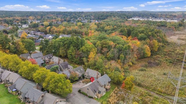 207 Copperwood Dr 37, Stoughton, MA 02072