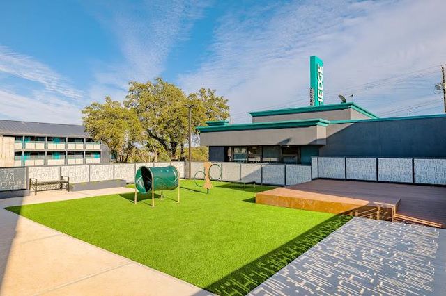 8300 N Interstate 35 Highway, Austin, TX 78753