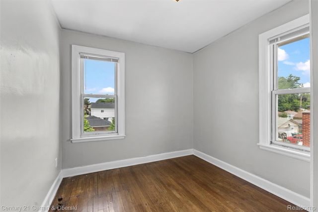 6037 Appoline Street, Dearborn, MI 48126