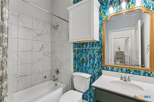 334 Blue Oak Boulevard, San Marcos, TX 78666