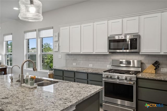 334 Blue Oak Boulevard, San Marcos, TX 78666