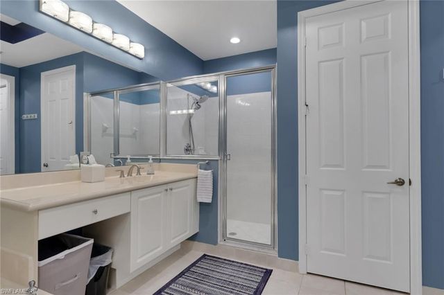 1465 Mariposa CIR 201, Naples, FL 34105