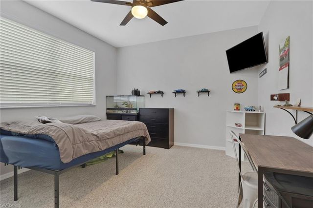 1465 Mariposa CIR 201, Naples, FL 34105