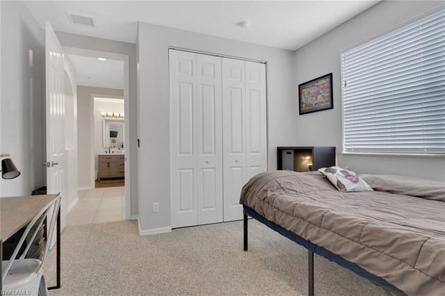 1465 Mariposa CIR 201, Naples, FL 34105