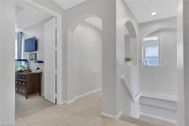 1465 Mariposa CIR 201, Naples, FL 34105