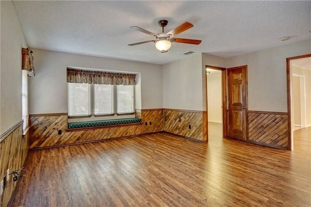 5705 Royal Club Drive, Arlington, TX 76017