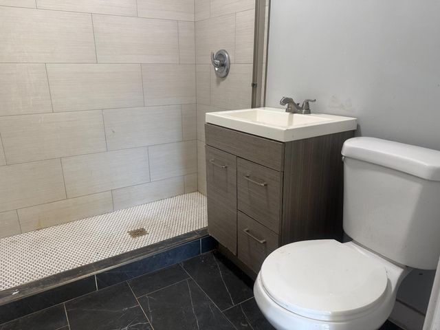 18 B St, Empire, CA 95319